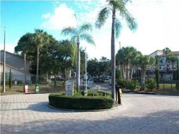 6324 NEWTOWN CIRCLE , Unit 24B3, TAMPA, FL 33615