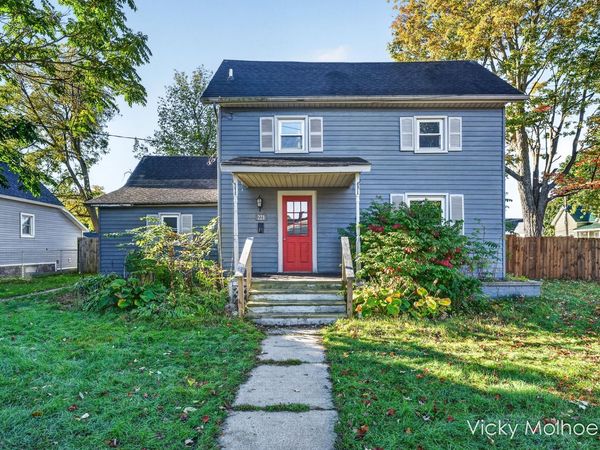 221 W Center Street, Belding, MI 48809