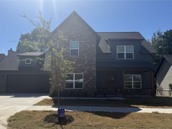 209 W Pear Street , Fayetteville, AR 72701