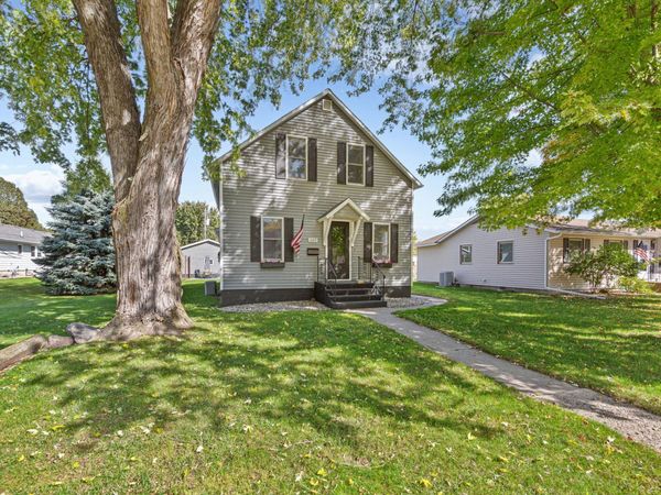 1009 S Jefferson Street , New Ulm, MN 56073