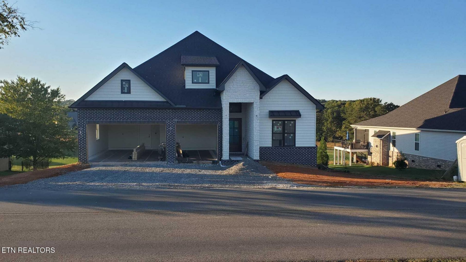 427 Kahite Tr, Vonore, TN 37885 Main Photo