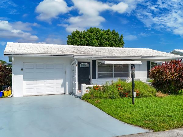 813 SW 5TH Court, Boynton Beach, FL 33426