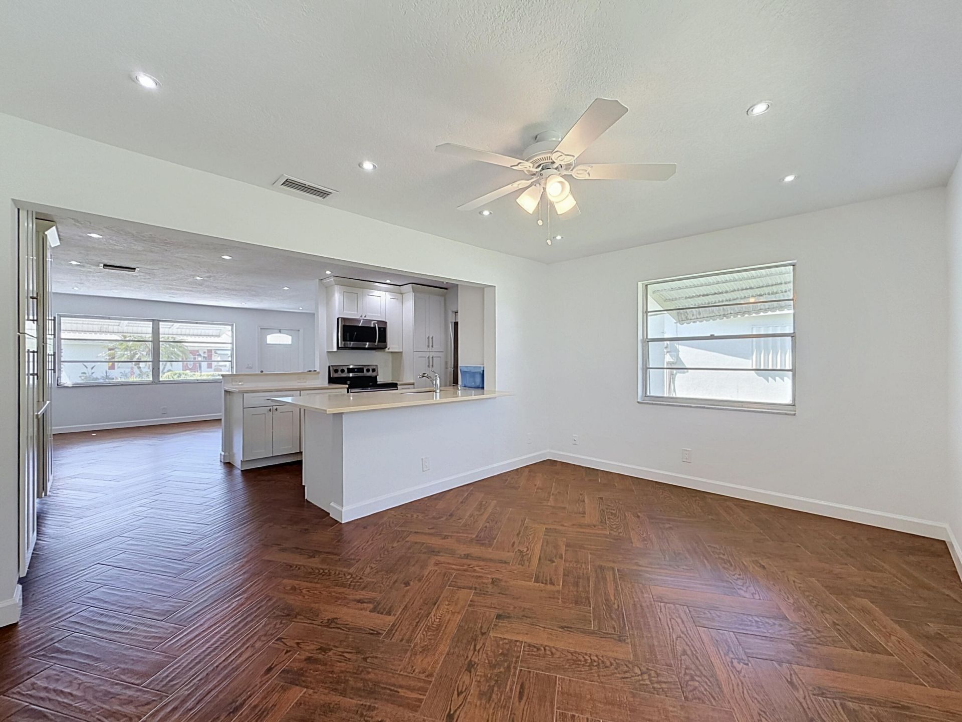 813 SW 5th Court, Boynton Beach, FL 33426 Photo