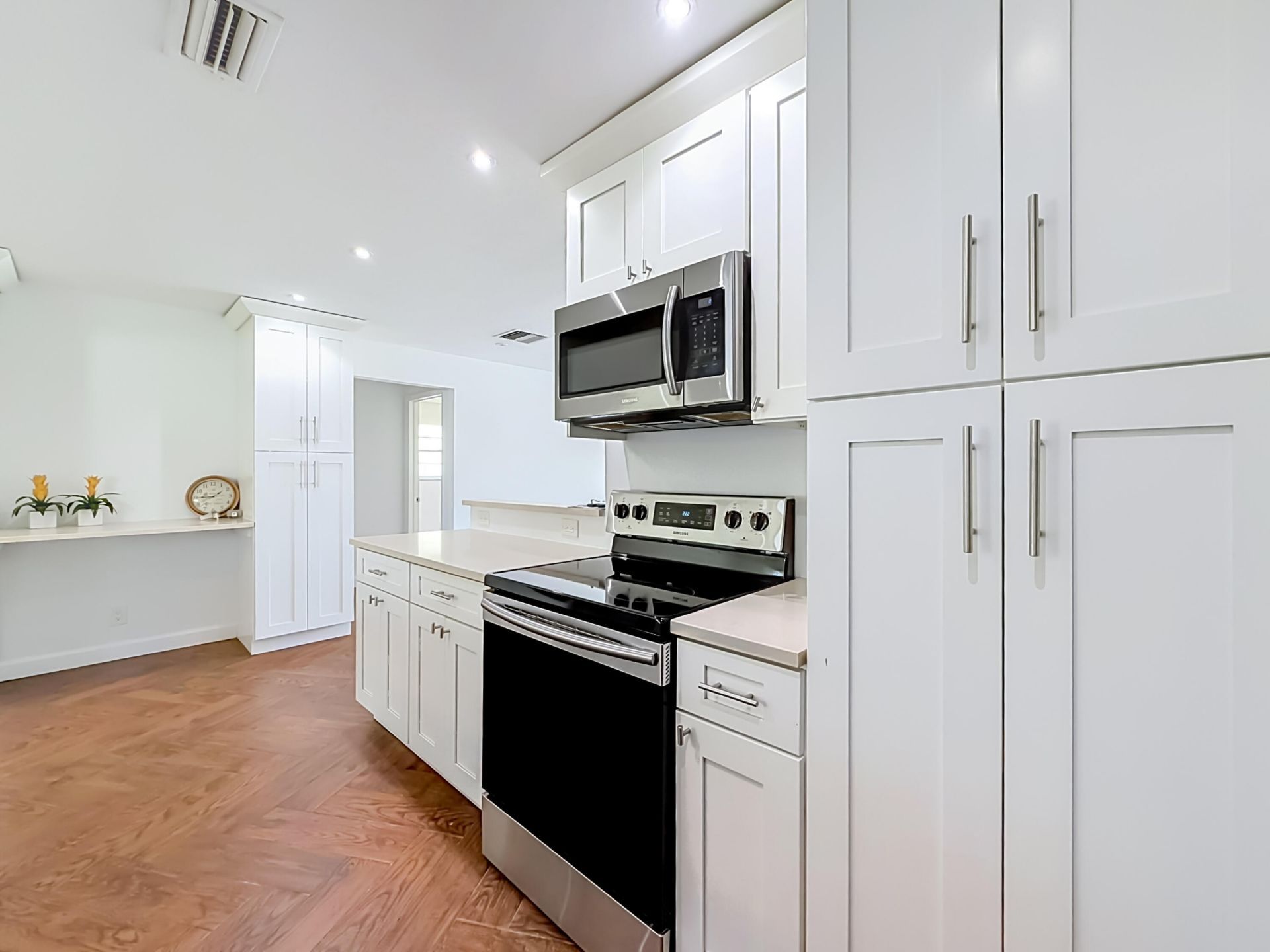 813 SW 5th Court, Boynton Beach, FL 33426 Photo