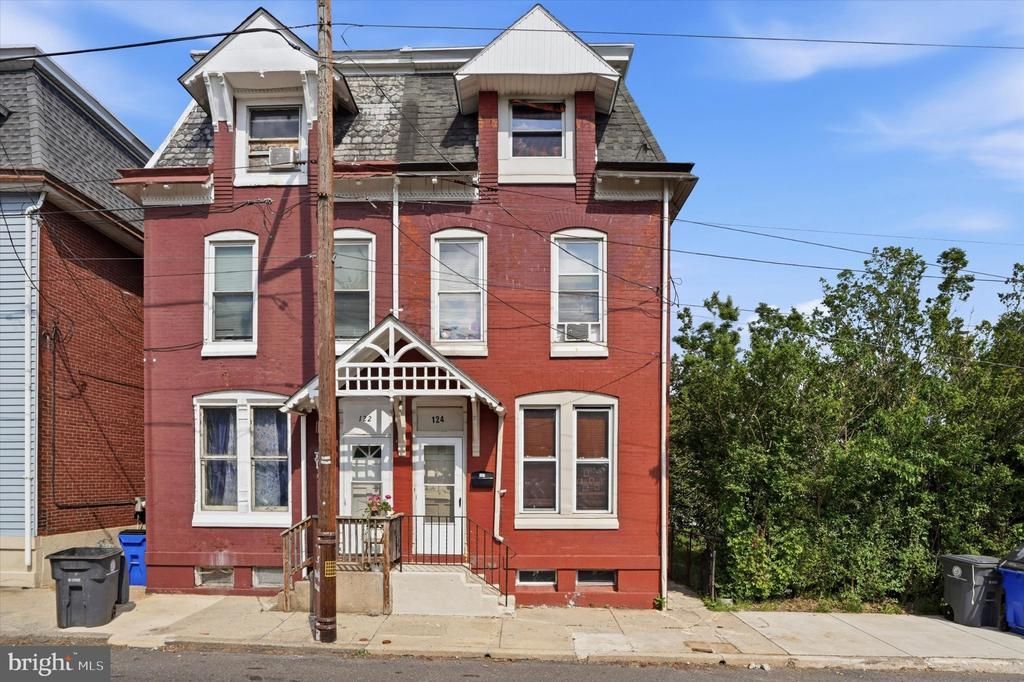 124 S EVANS STREET , POTTSTOWN, PA 19464