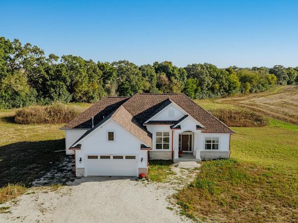7629 Northwest HIGHWAY, Mukwonago, WI 53149