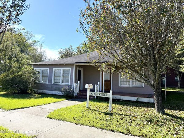 703 W Canal Street, Picayune, MS 39466