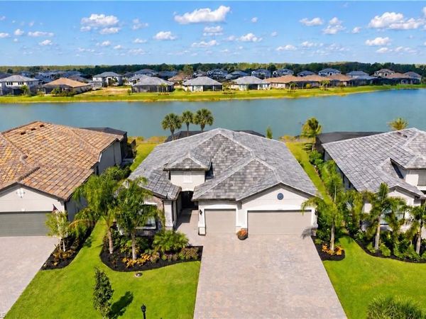 19576 The Place BLVD , ESTERO, FL 33928