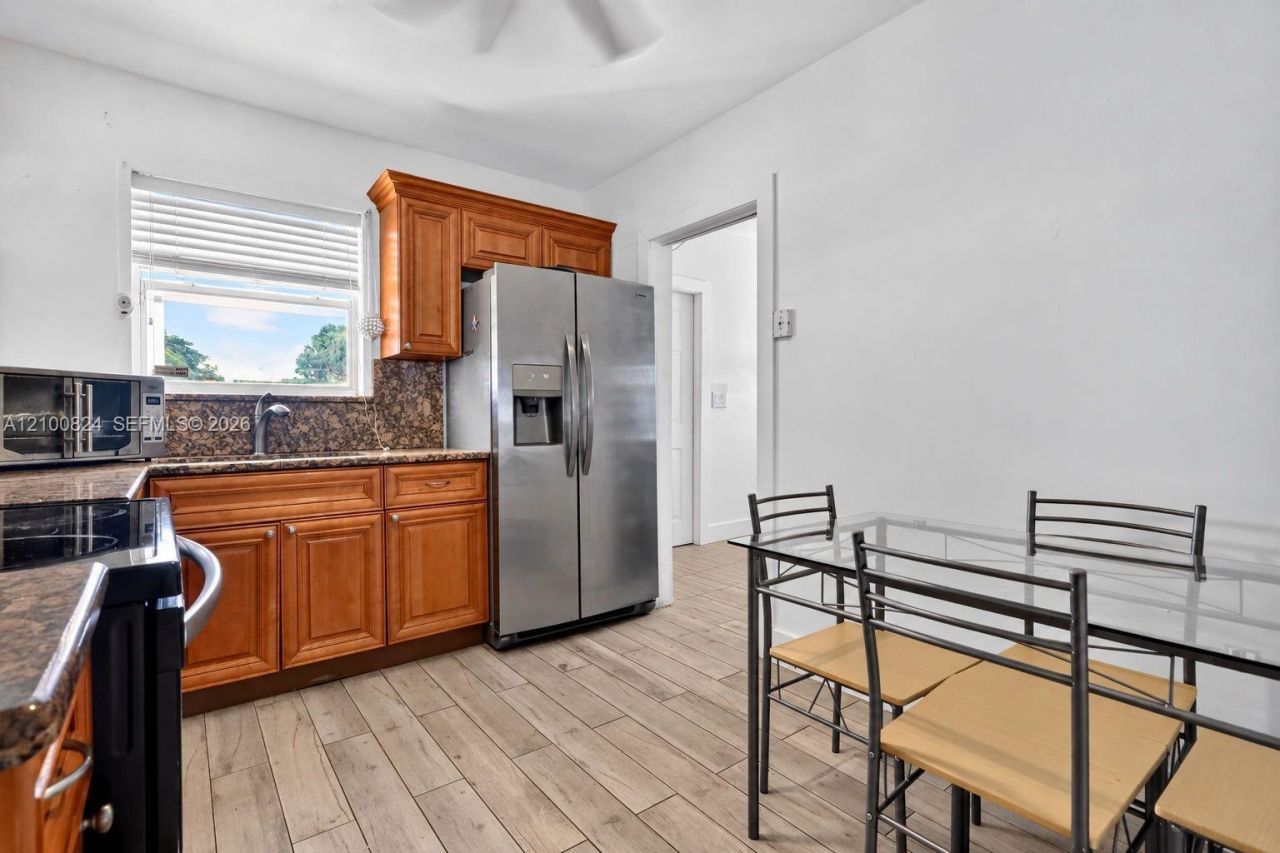 231 N 65th Ter , Hollywood, FL 33024 Photo