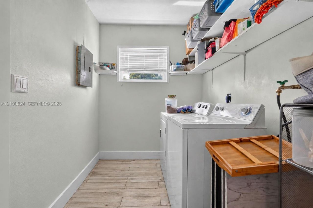 231 N 65th Ter , Hollywood, FL 33024 Photo