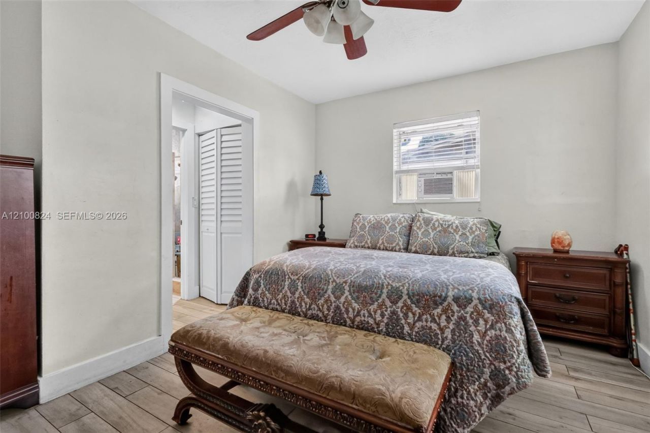 231 N 65th Ter , Hollywood, FL 33024 Photo