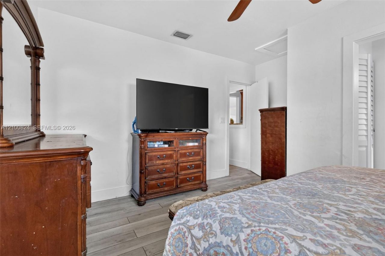 231 N 65th Ter , Hollywood, FL 33024 Photo