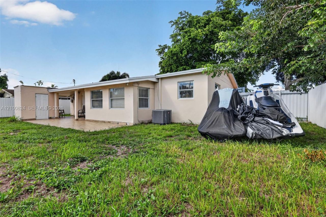 231 N 65th Ter , Hollywood, FL 33024 Photo