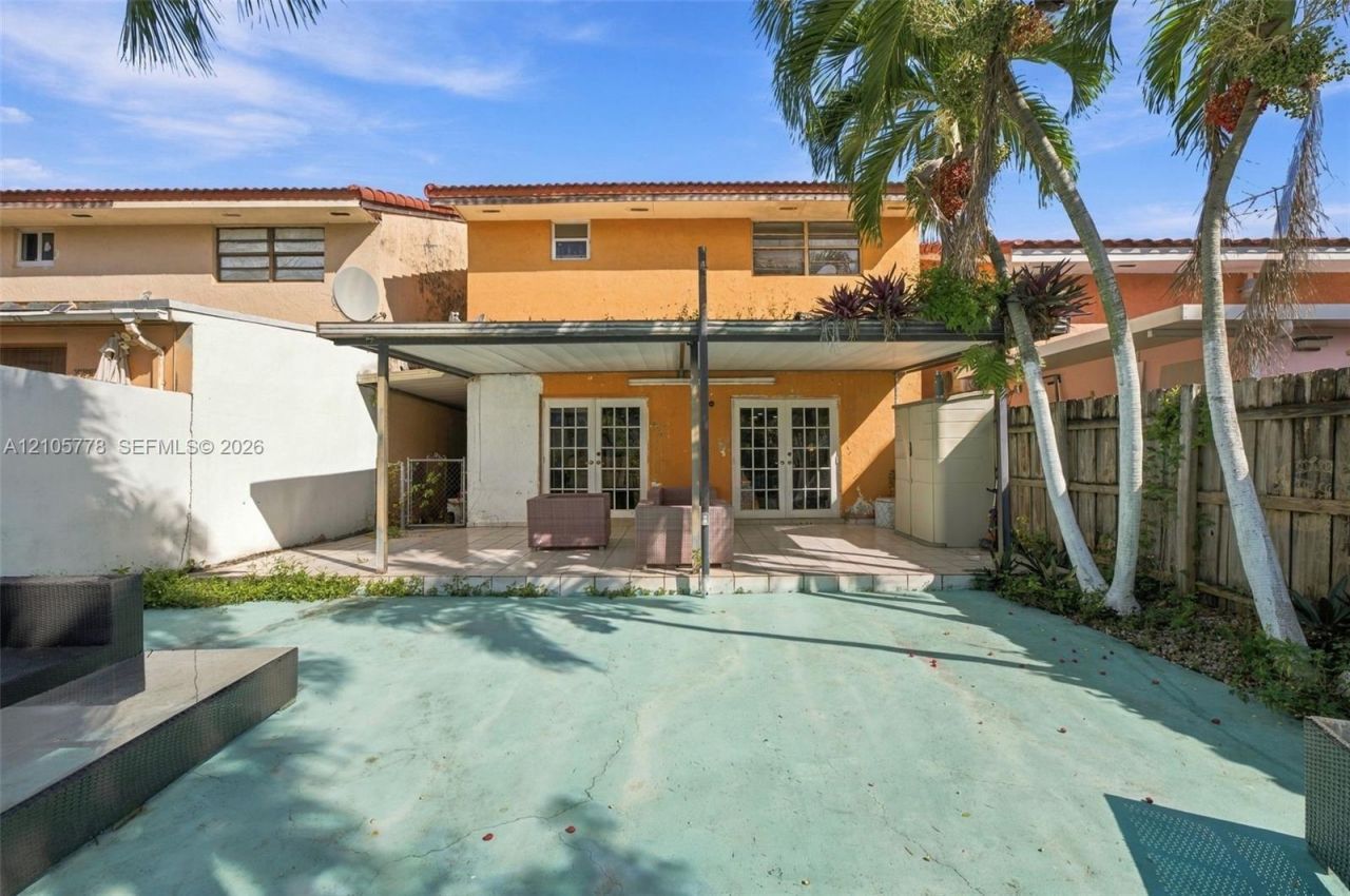 2756 W 54th St, Hialeah, FL 33016 Photo
