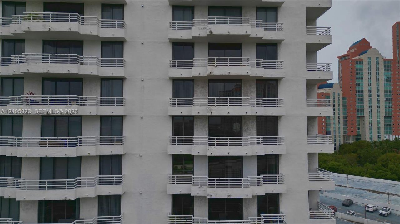 3300 NE 192nd St, Unit 1101, Aventura, FL 33180 Photo