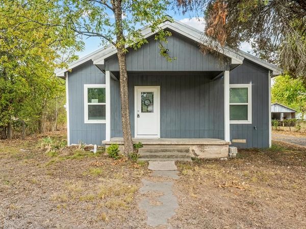 703 Gift Street , Marlin, TX 76661