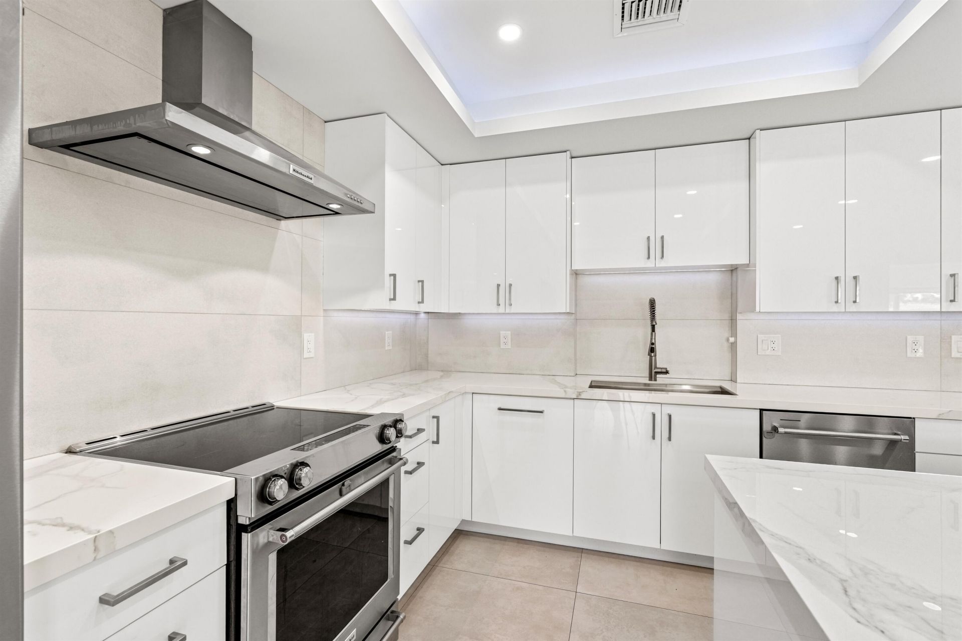 120 SE 12th Court, Pompano Beach, FL 33060 Photo