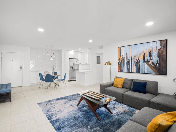 119 NE 19th Court, Unit G216, Wilton Manors, FL 33305