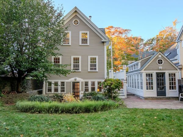 19 Forrester St, Newburyport, MA 01950