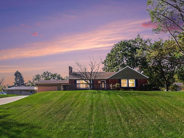 167 University Drive, Howell, MI 48843