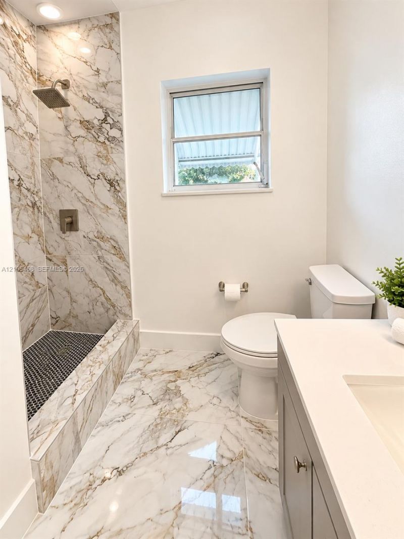 5300 Washington St , Unit I201, Hollywood, FL 33021 Photo