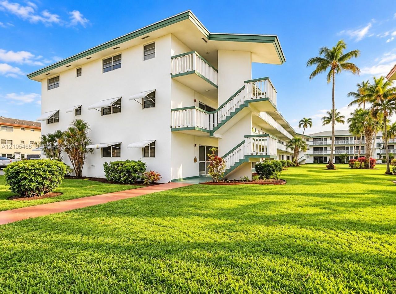5300 Washington St , Unit I201, Hollywood, FL 33021 Photo