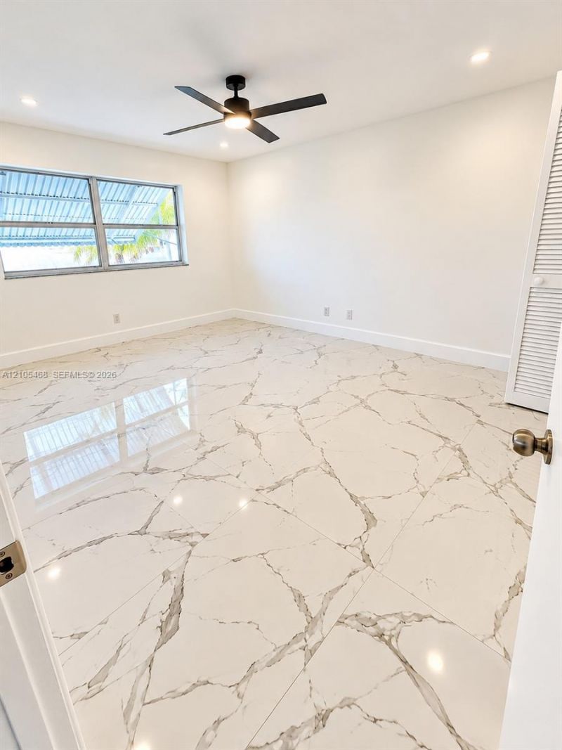 5300 Washington St , Unit I201, Hollywood, FL 33021 Photo