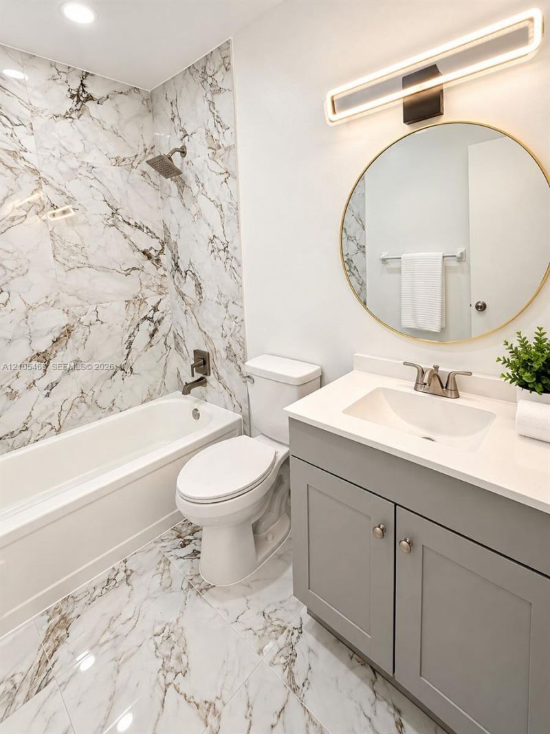 5300 Washington St , Unit I201, Hollywood, FL 33021 Photo