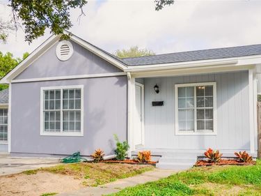 3229 Hardeman Street , Fort Worth, TX 76119