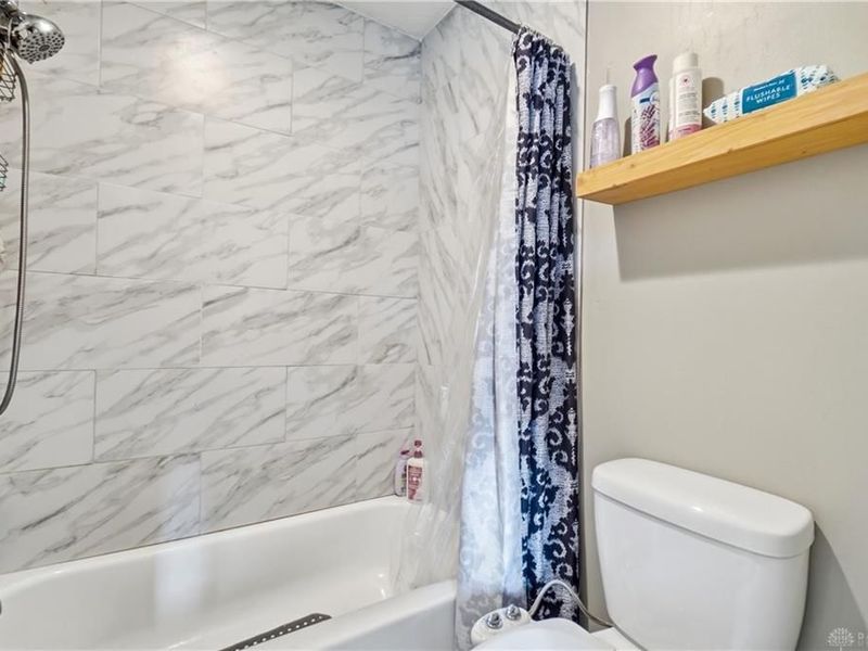 6480 Quintessa Court, West Carrollton, OH 45449 Photo 18