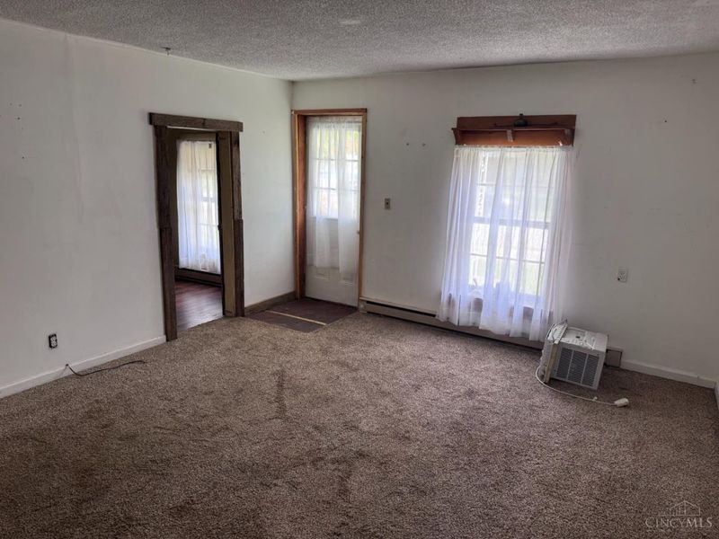 261 Eastern Avenue, Leesburg, OH 45135 Photo 4