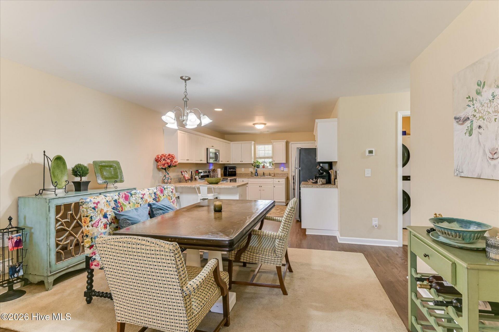 6081 Village West Lane Photo 10