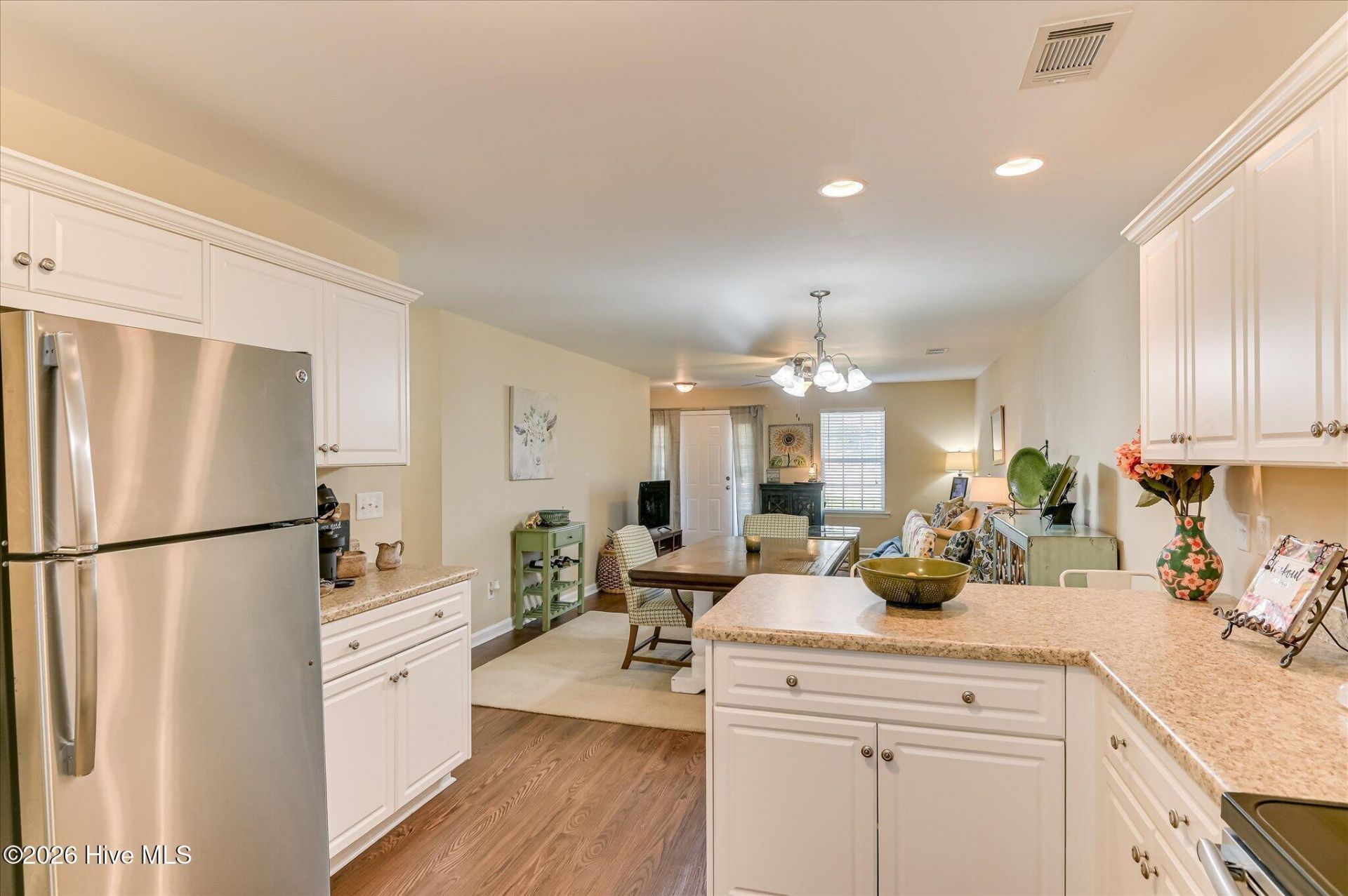 6081 Village West Lane Photo 15