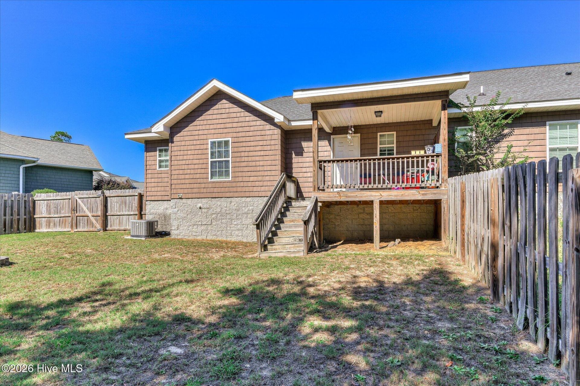 6081 Village West Lane Photo 27