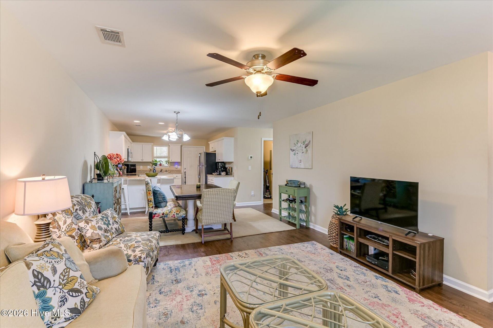 6081 Village West Lane Photo 8