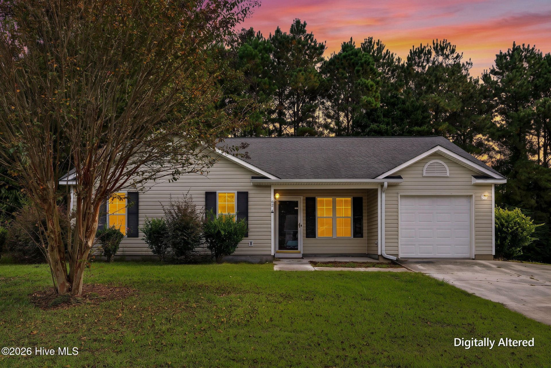 102 Tealbriar Street, Burgaw, NC 28425 Main Photo