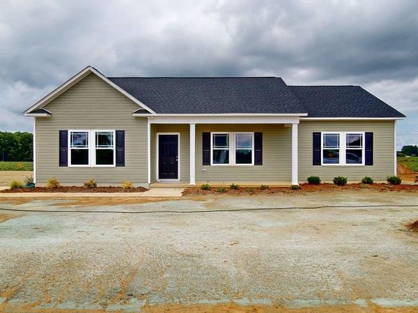 109 Berkeley Place, Pikeville, NC 27863