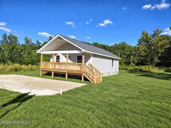 929 Hickman Road , Tabor City, NC 28463