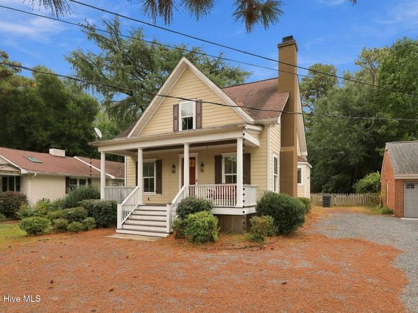 445 N May Street , Southern Pines, NC 28387
