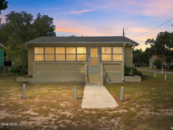 202 S Fourth Avenue, Kure Beach, NC 28449