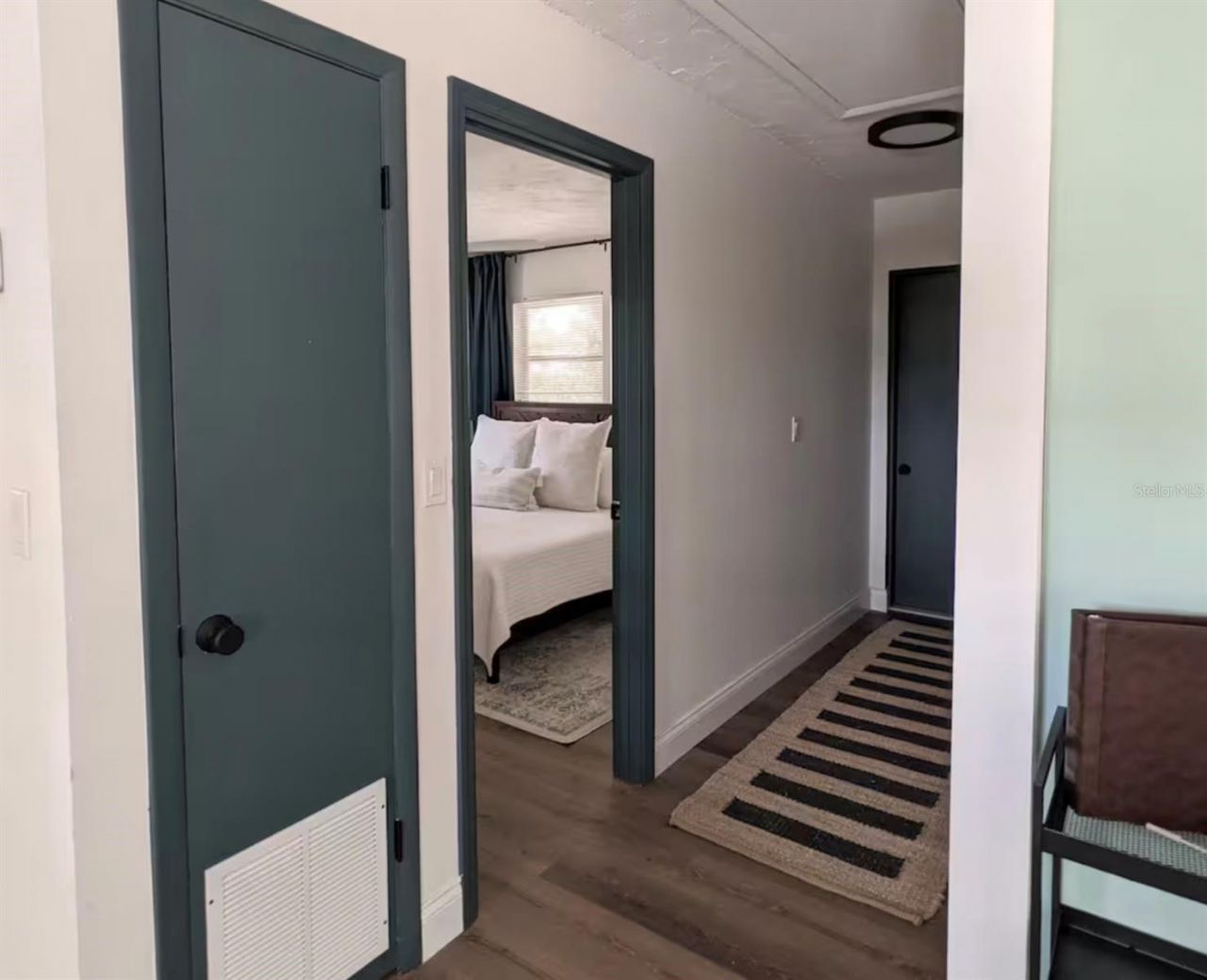 4711 Hollingsworth Avenue , Sarasota, FL 34233 Photo