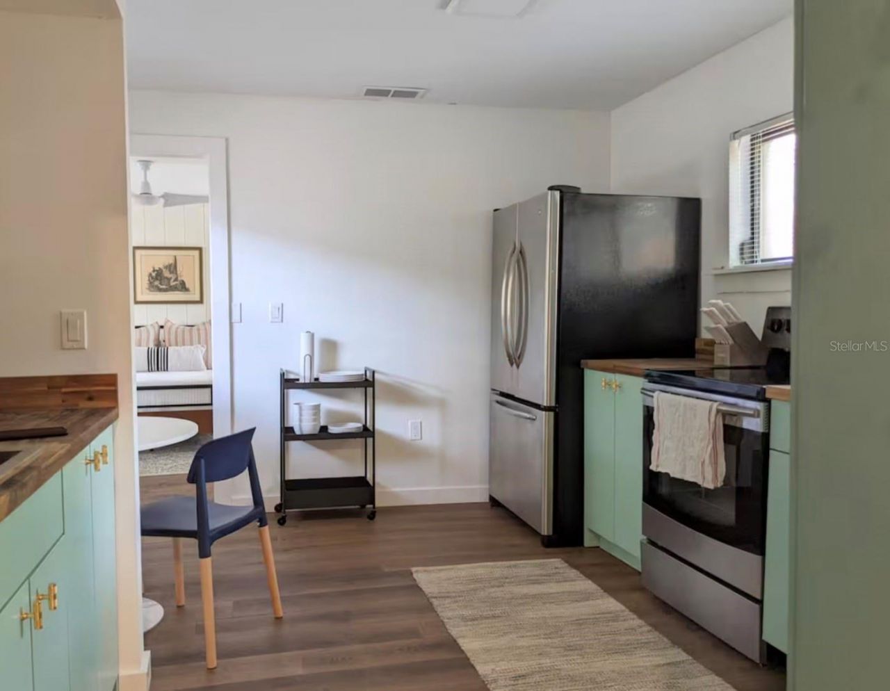 4711 Hollingsworth Avenue , Sarasota, FL 34233 Photo