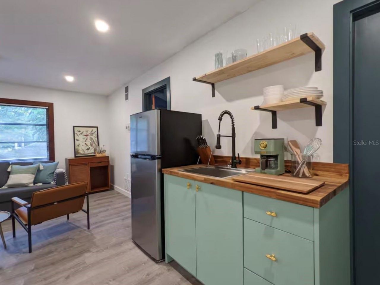 4711 Hollingsworth Avenue , Sarasota, FL 34233 Photo