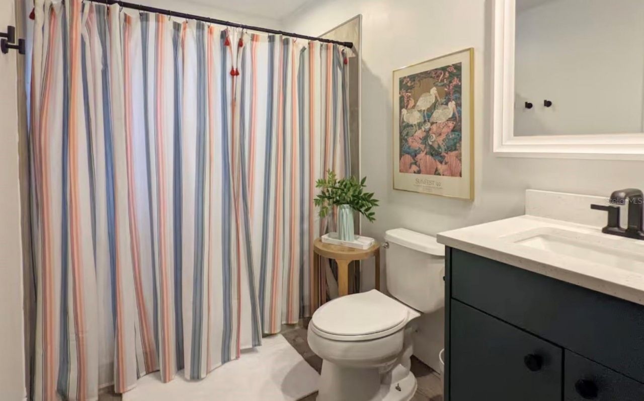 4711 Hollingsworth Avenue , Sarasota, FL 34233 Photo