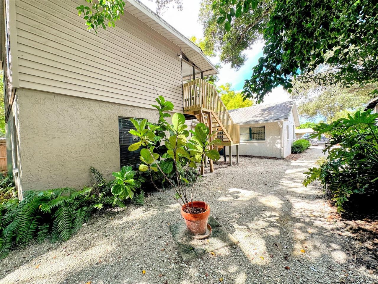 4711 Hollingsworth Avenue , Sarasota, FL 34233 Photo