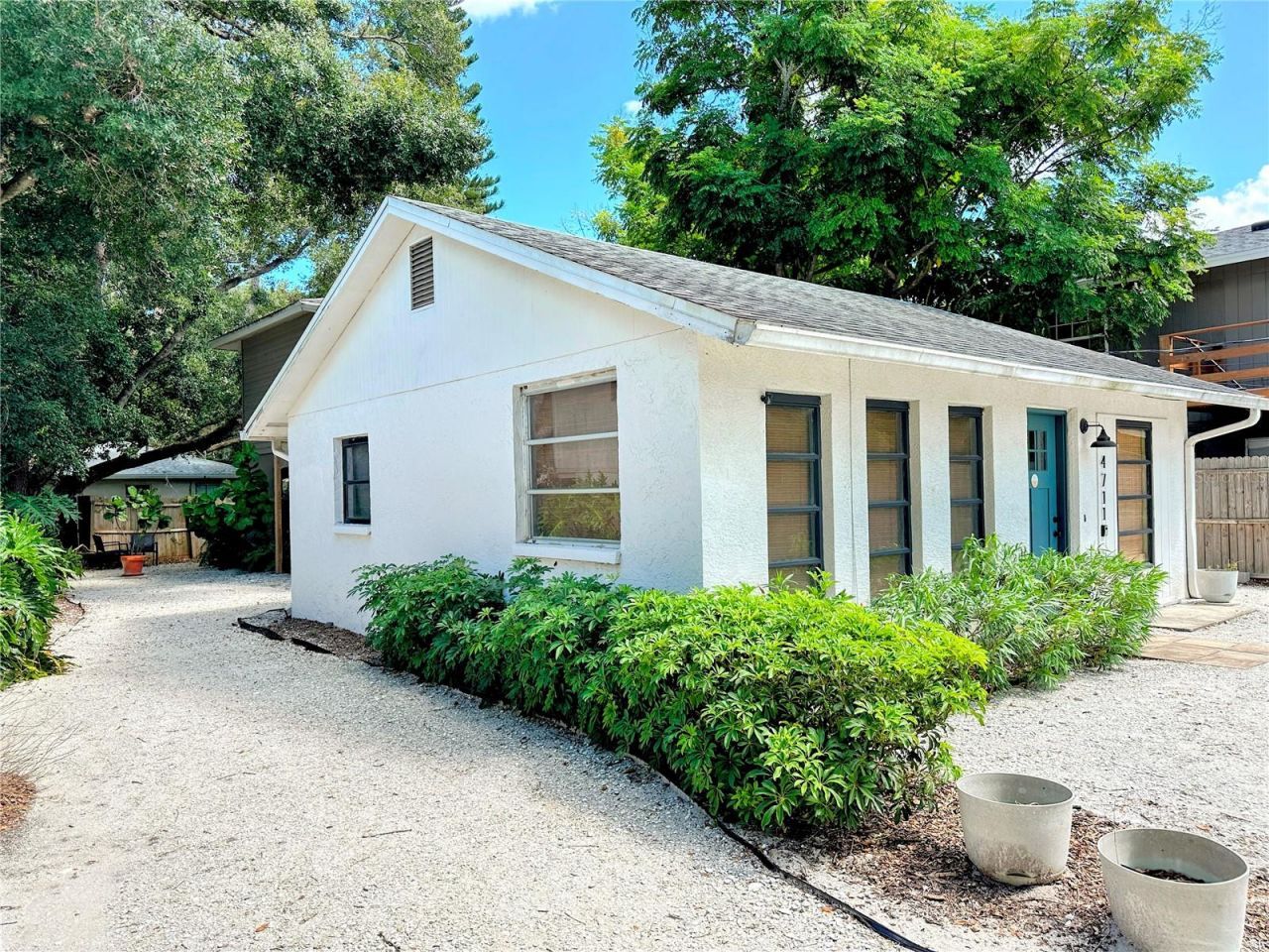4711 Hollingsworth Avenue , Sarasota, FL 34233 Photo