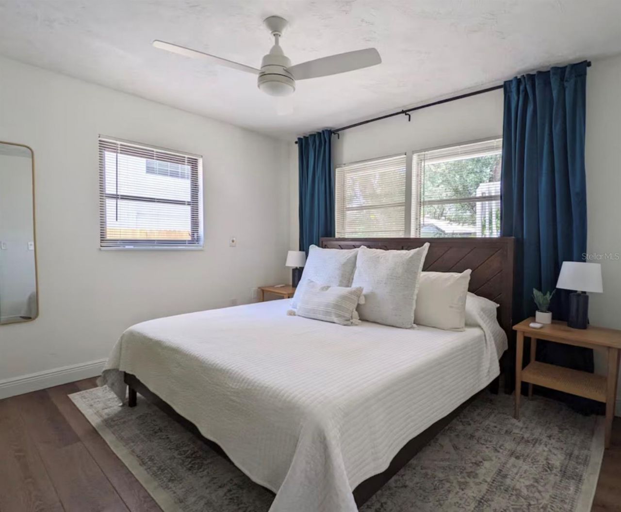 4711 Hollingsworth Avenue , Sarasota, FL 34233 Photo