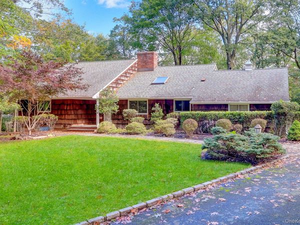 21 Druid Hill , Belle Terre, NY 11777
