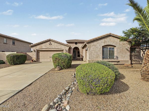17848 W IVY Lane, Surprise, AZ 85388