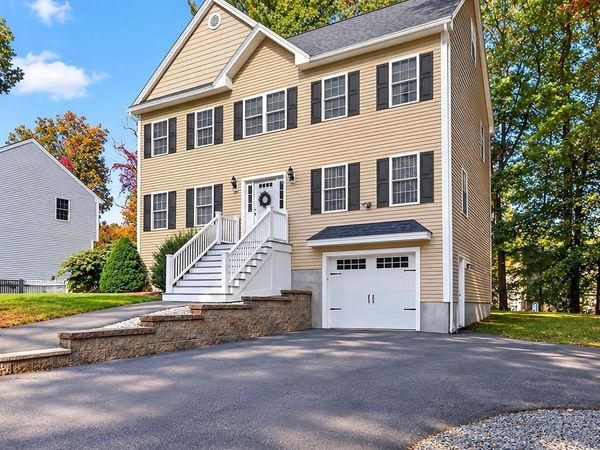 271 Burlington Avenue, Wilmington, MA 01887